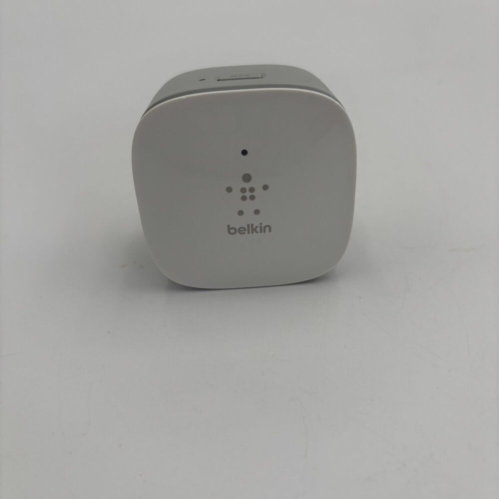 Belkin N300 F9K1015V1 Wireless WiFi Range Extender 2.4GHz Booster WPS Plug-In